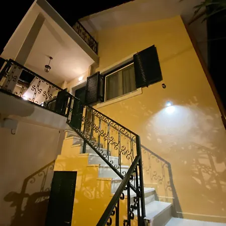 Andry's Living 6 By 8essentially Appartamento Lefkáda